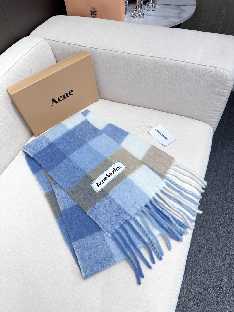 Acne Scarf